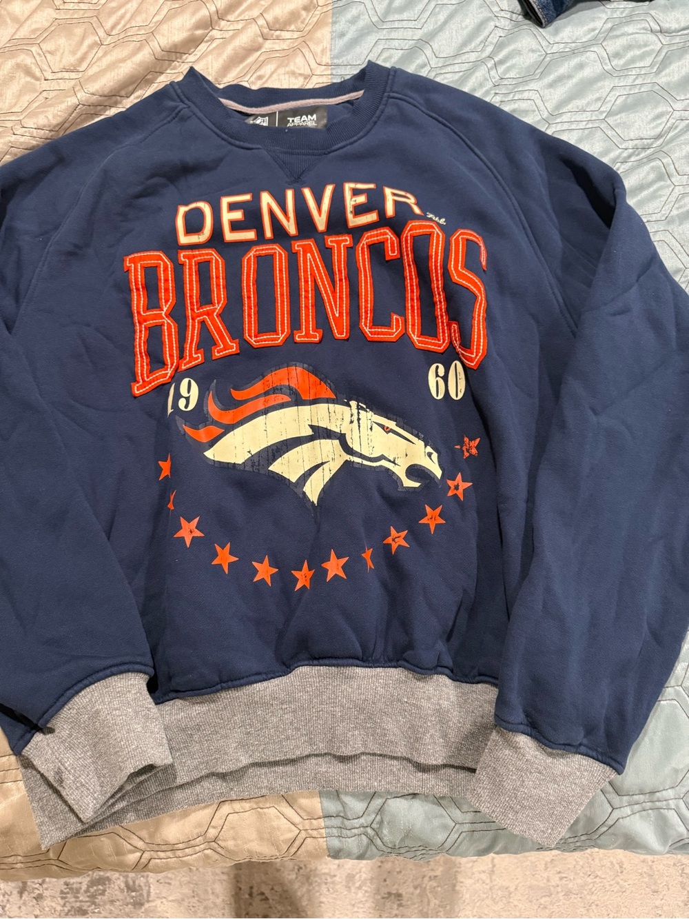 Denver Broncos Sweatshirt Men's XL Blue Cotton Blend NFL Team Apparel